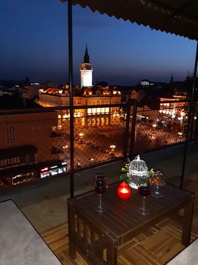 Apartment Zorana-Center Novi Sad Bagian luar foto
